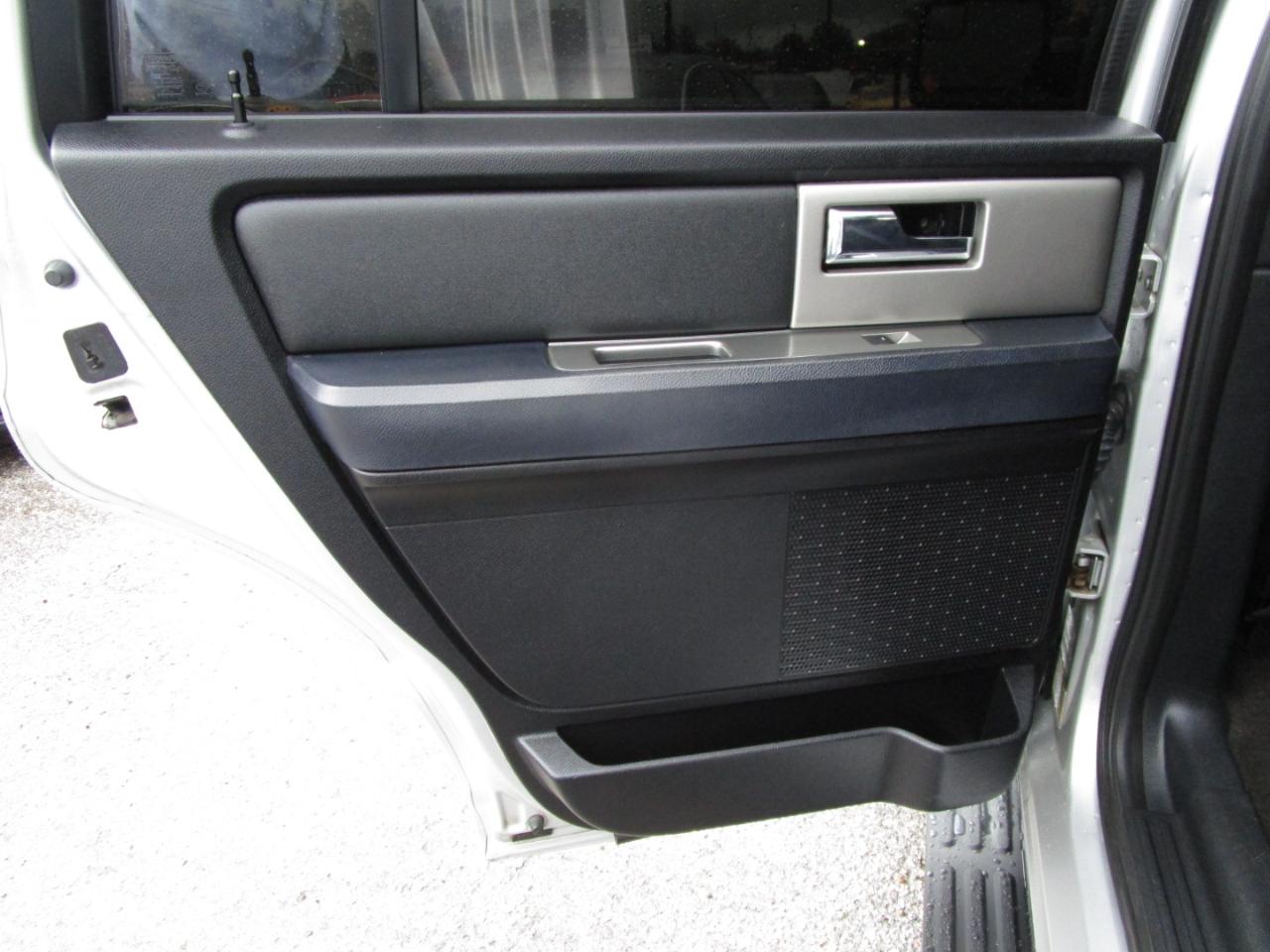 Ford Expedition XLT 2WD 2017