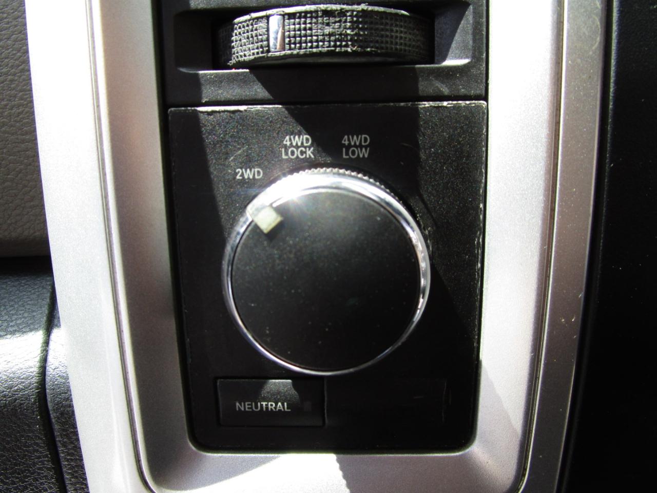 RAM 2500 Laramie Crew Cab LWB 4WD 2011