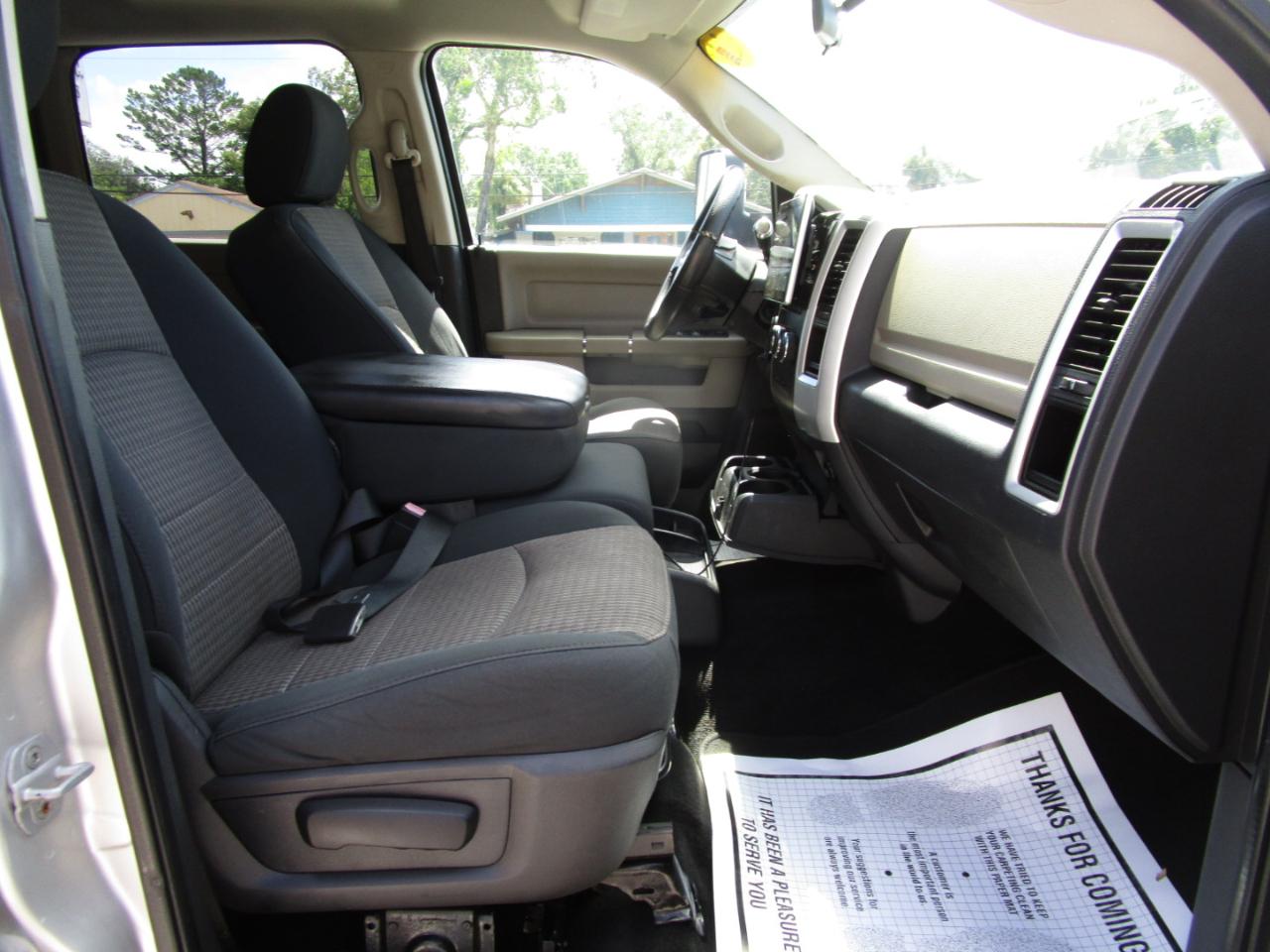 RAM 2500 Laramie Crew Cab LWB 4WD 2011