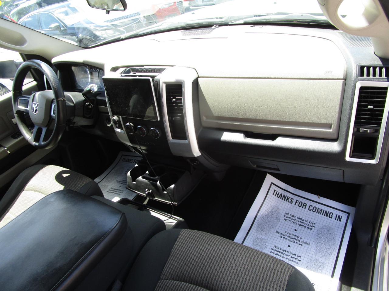 RAM 2500 Laramie Crew Cab LWB 4WD 2011