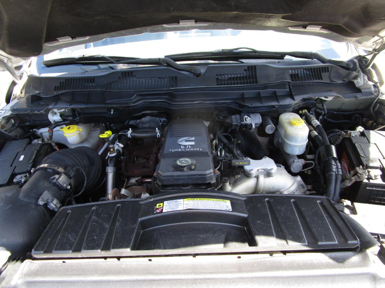 RAM 2500 Laramie Crew Cab LWB 4WD 2011