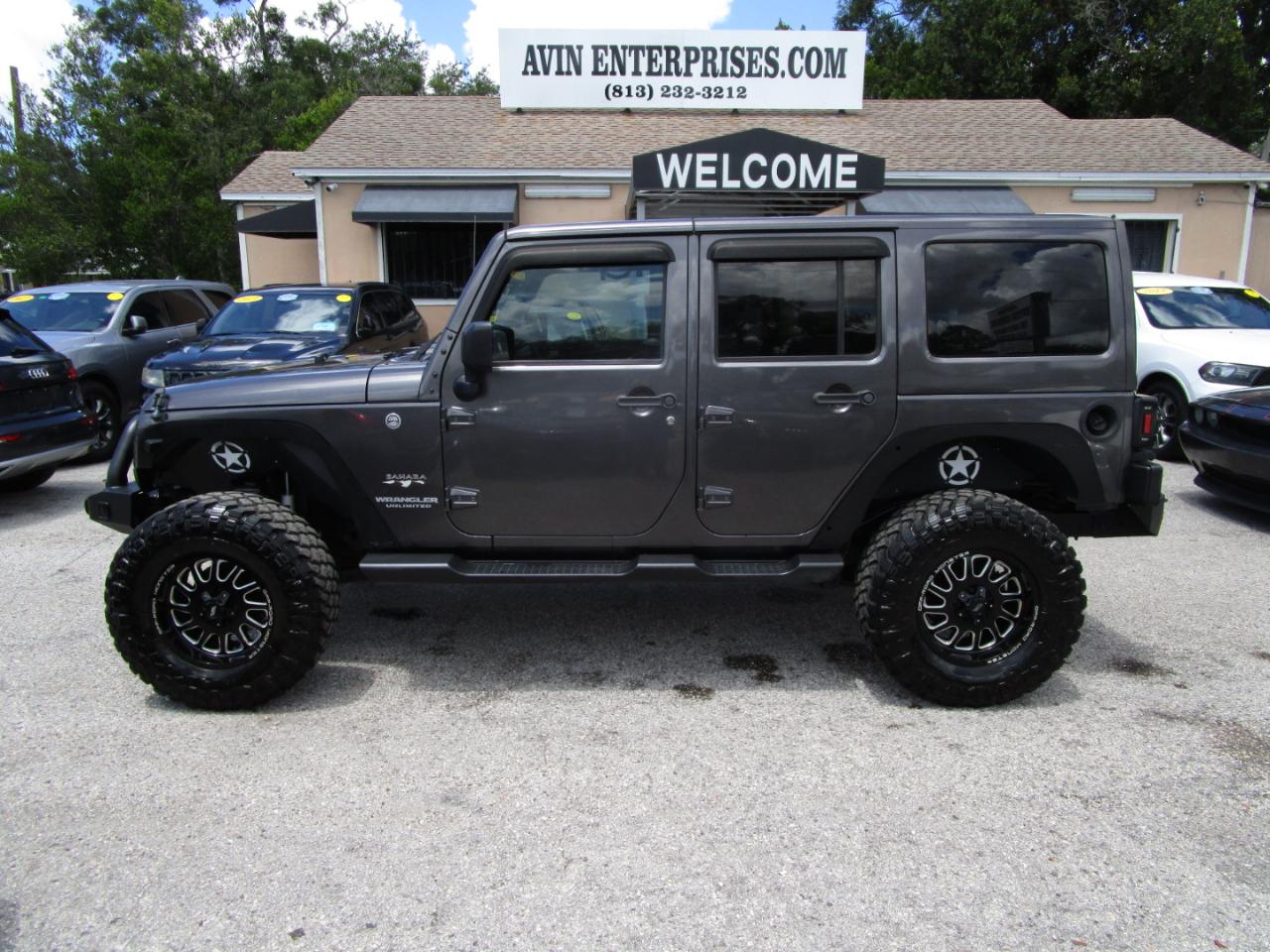 Jeep Wrangler Unlimited Sahara 4WD 2016