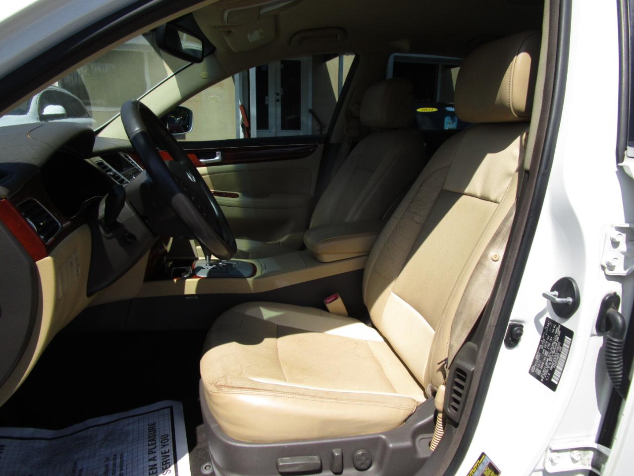 Hyundai Genesis 3.8L 2012