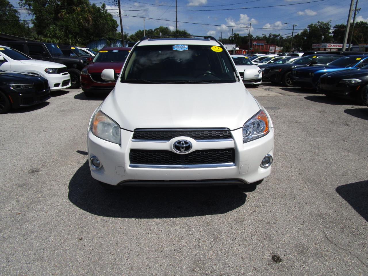 Toyota RAV4 Limited I4 2WD 2011