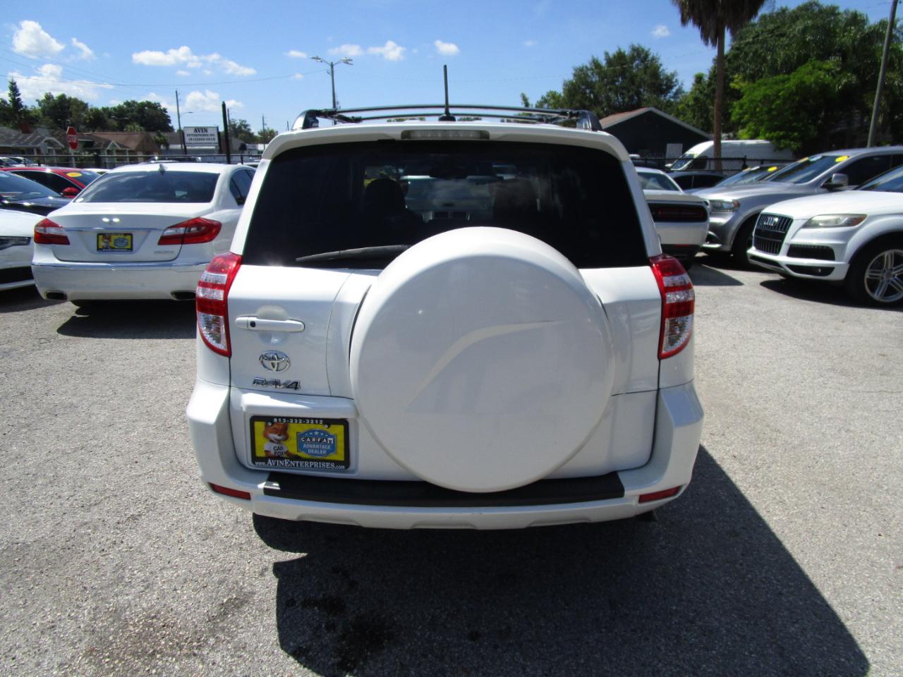 Toyota RAV4 Limited I4 2WD 2011