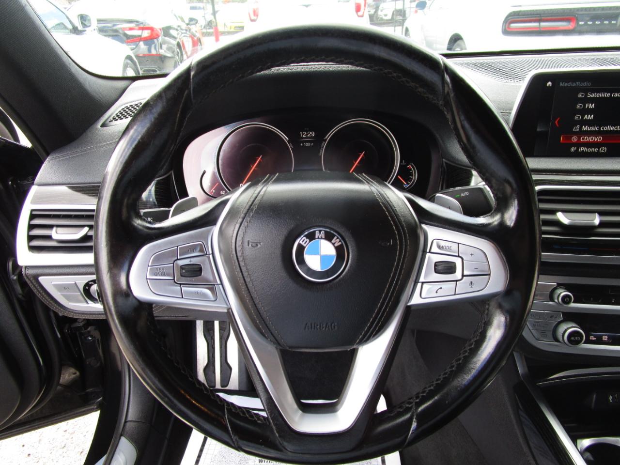 BMW 7-Series 740i 2019