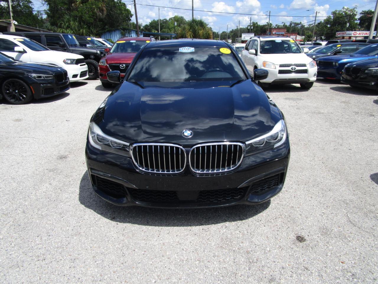 BMW 7-Series 740i 2019