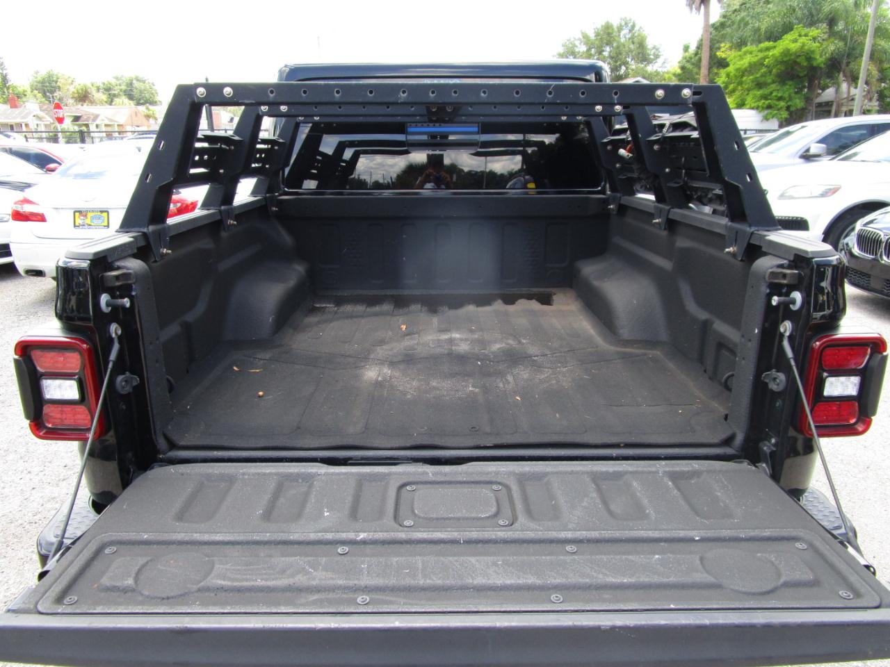 Jeep Gladiator Overland 2022