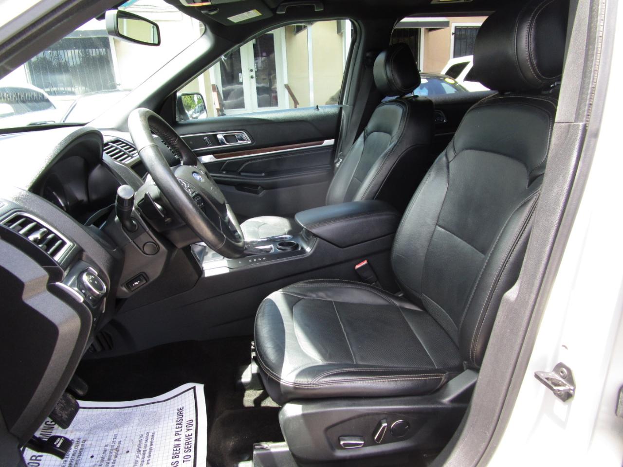 Ford Explorer Limited FWD 2017