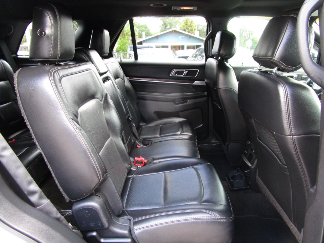 Ford Explorer Limited FWD 2017