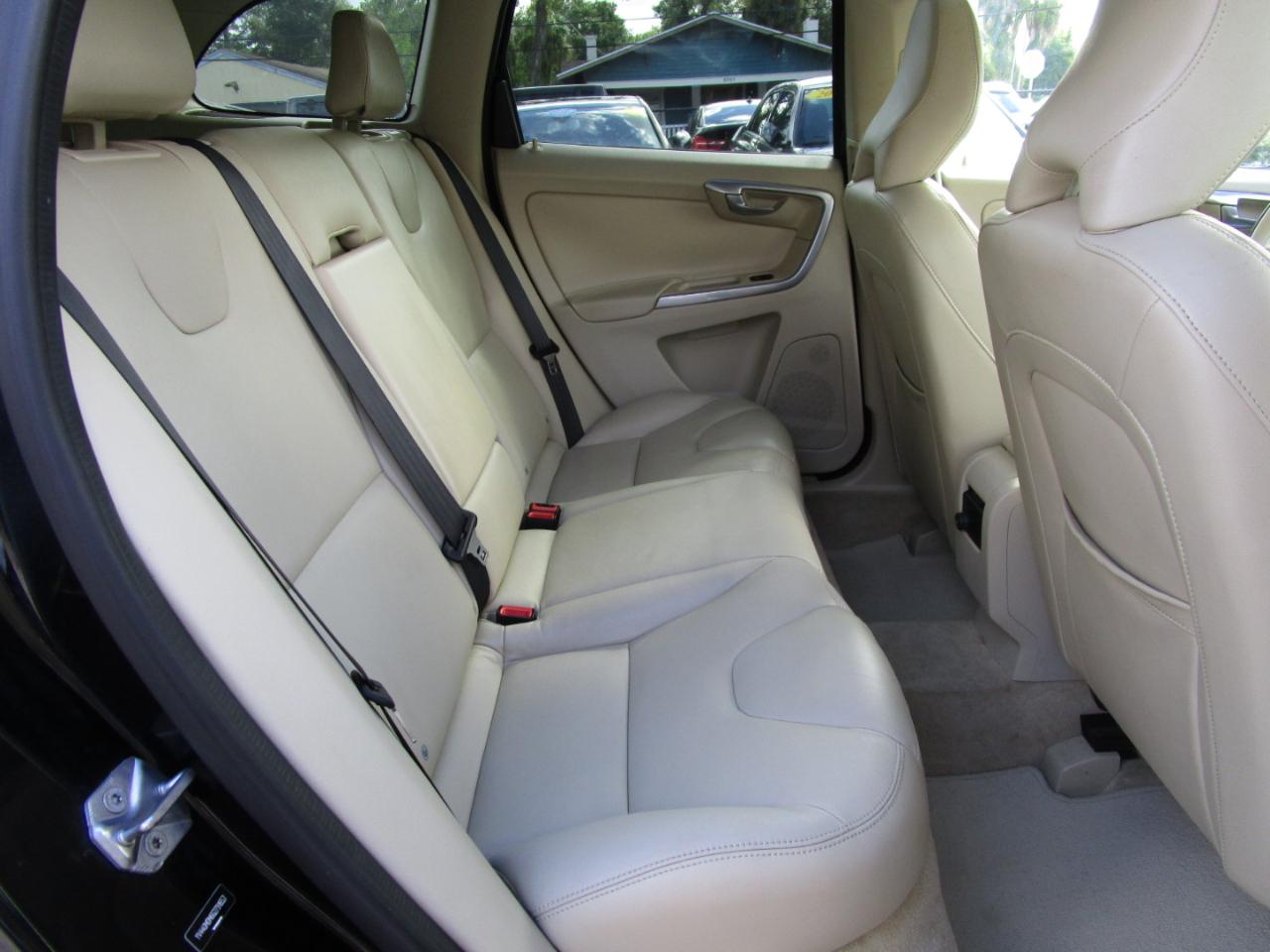 Volvo XC60 T5 Drive-E Platinum FWD 2016