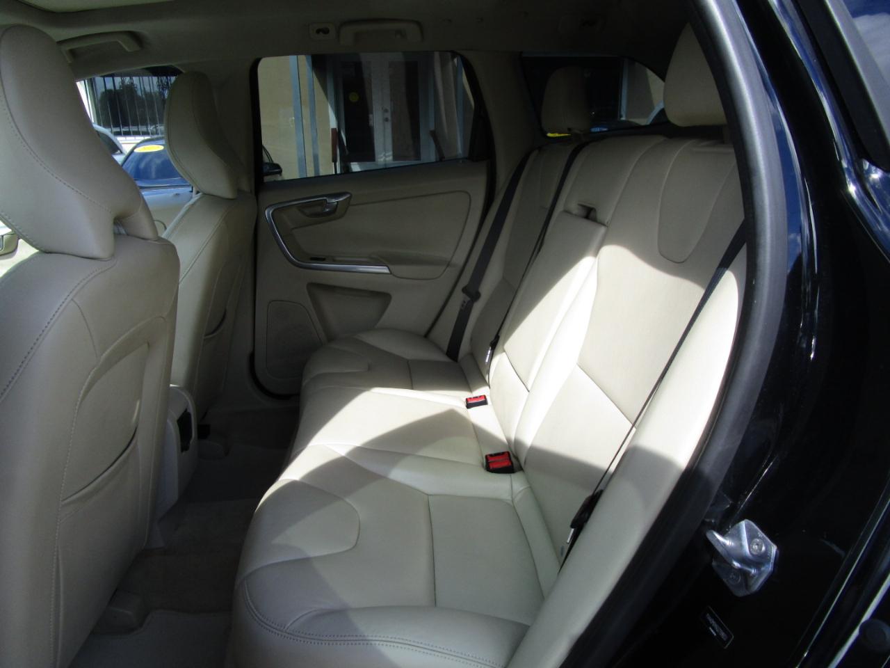 Volvo XC60 T5 Drive-E Platinum FWD 2016