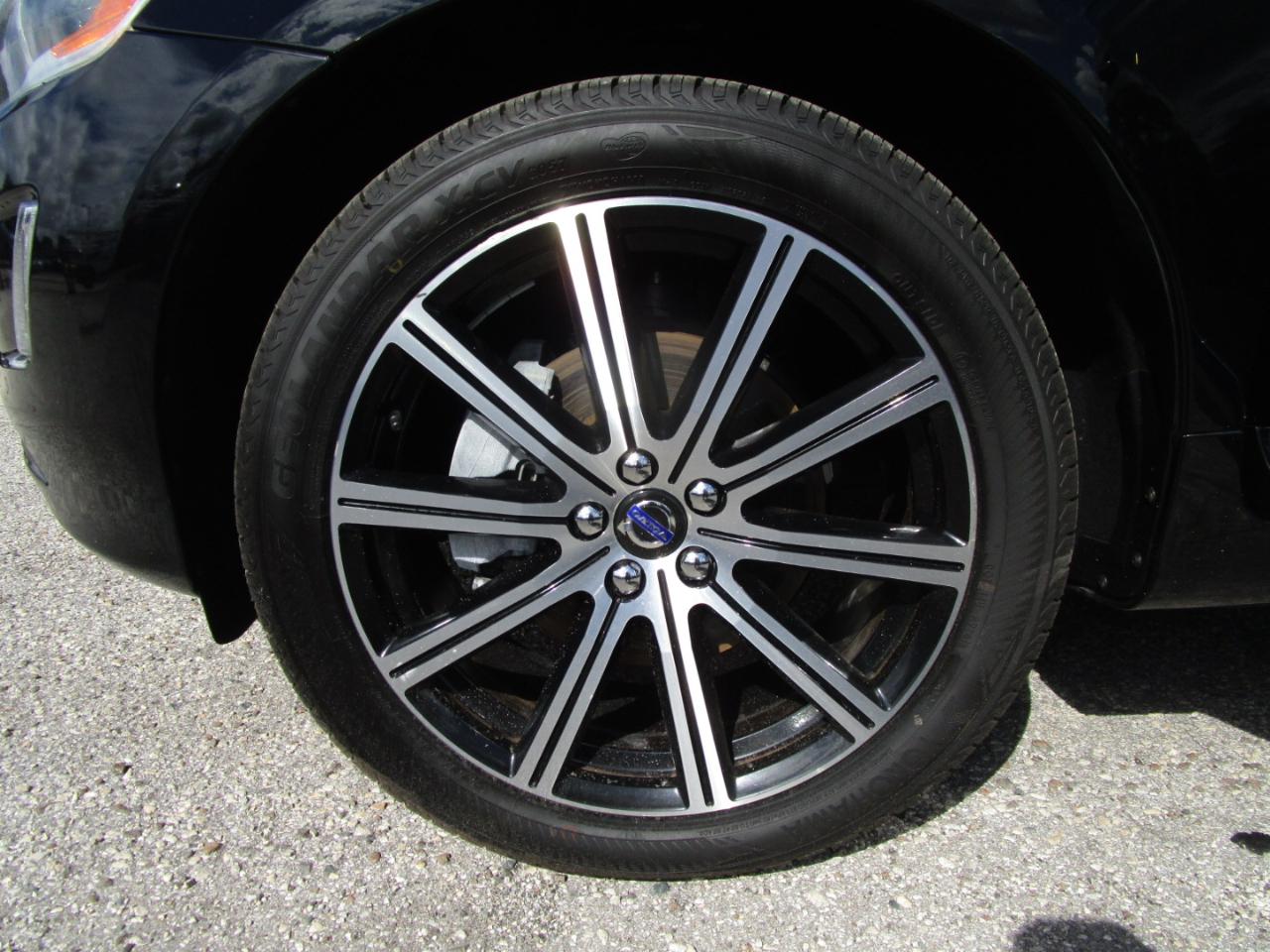 Volvo XC60 T5 Drive-E Platinum FWD 2016