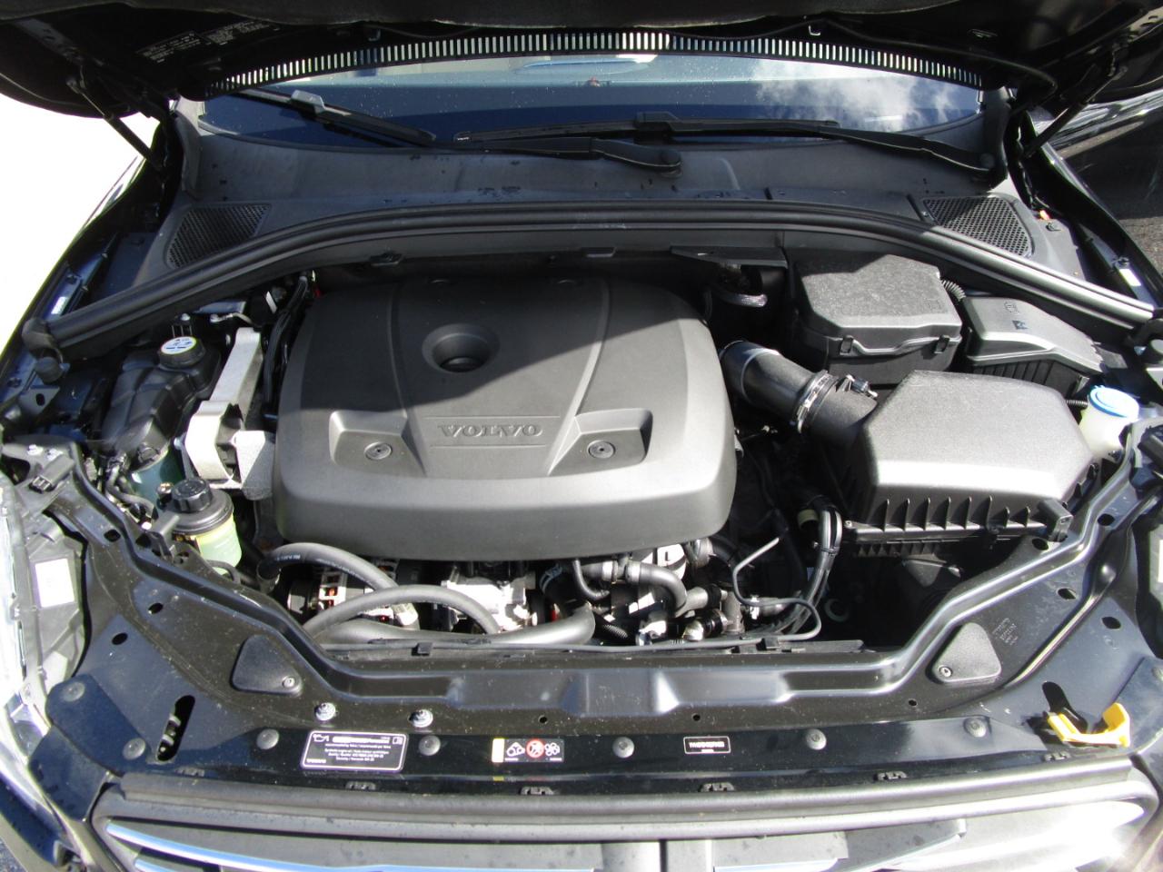 Volvo XC60 T5 Drive-E Platinum FWD 2016