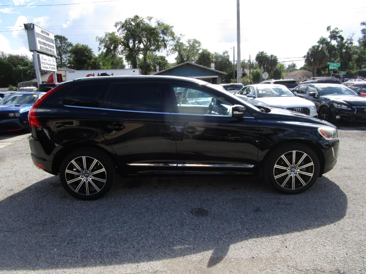 Volvo XC60 T5 Drive-E Platinum FWD 2016