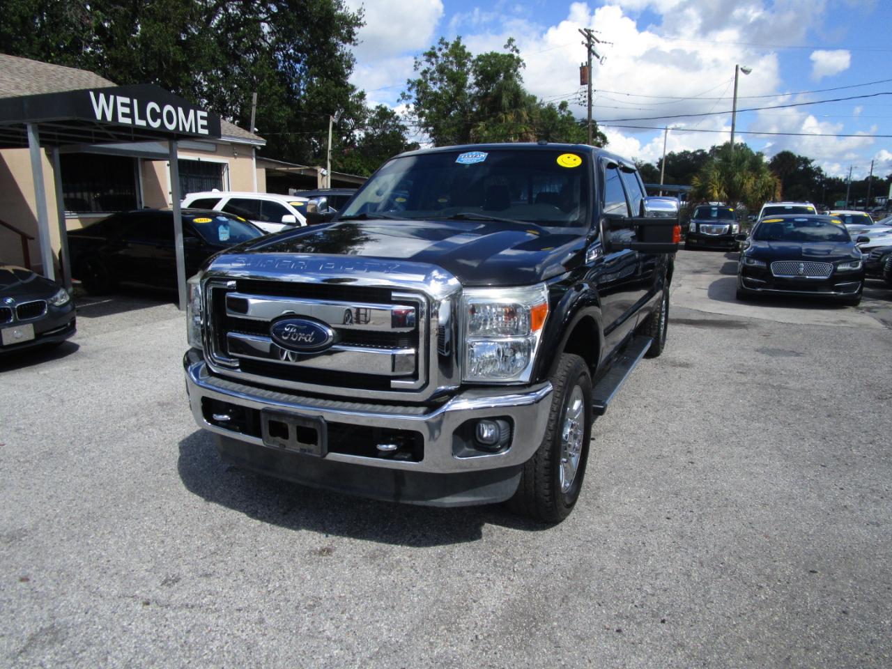 Ford F-250 SD Lariat Crew Cab Short Bed 4WD 2015