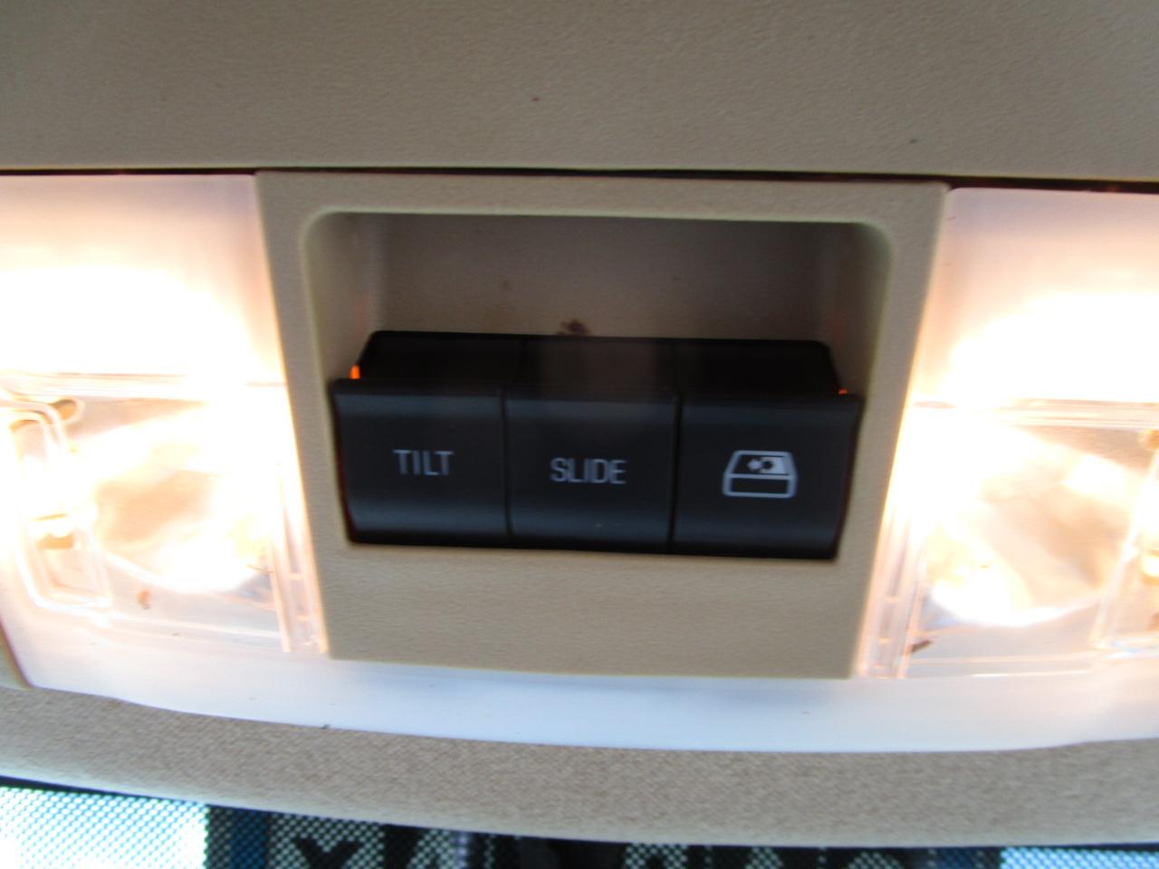 Ford F-250 SD Lariat Crew Cab Short Bed 4WD 2015
