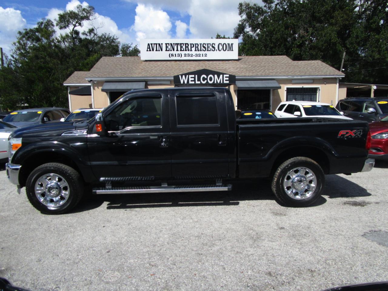 Ford F-250 SD Lariat Crew Cab Short Bed 4WD 2015