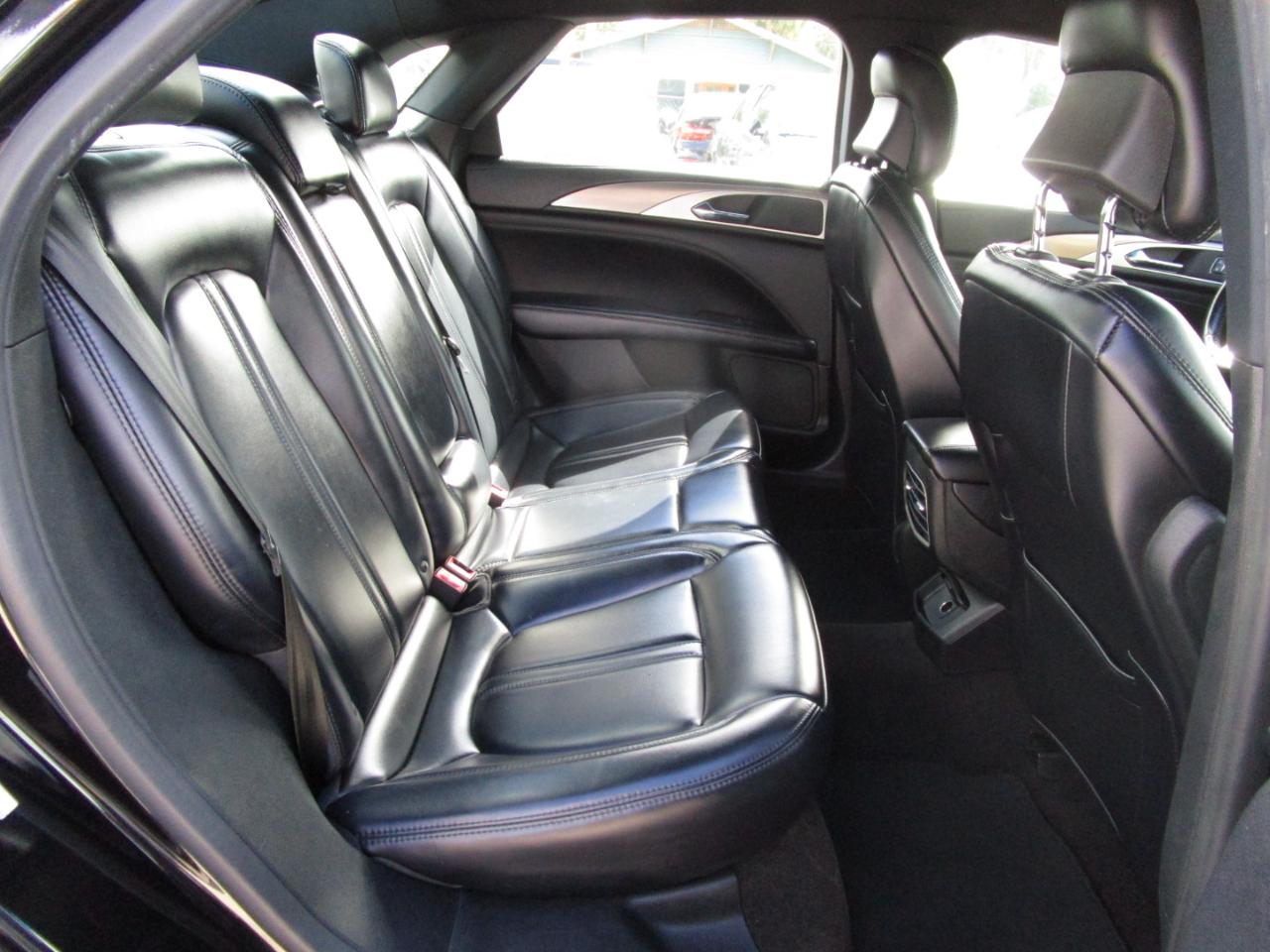 Lincoln MKZ Hybrid Base 2019