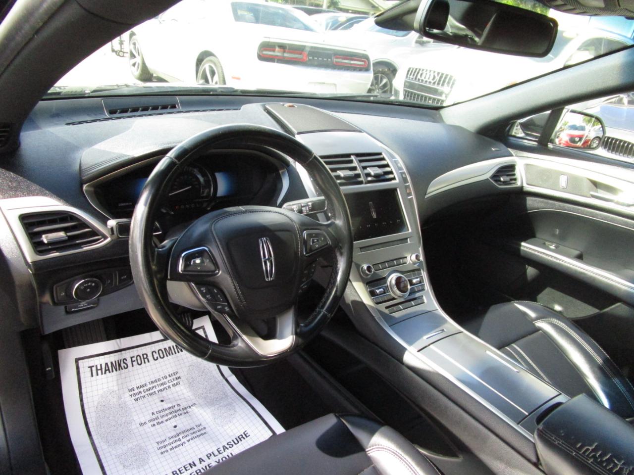 Lincoln MKZ Hybrid Base 2019