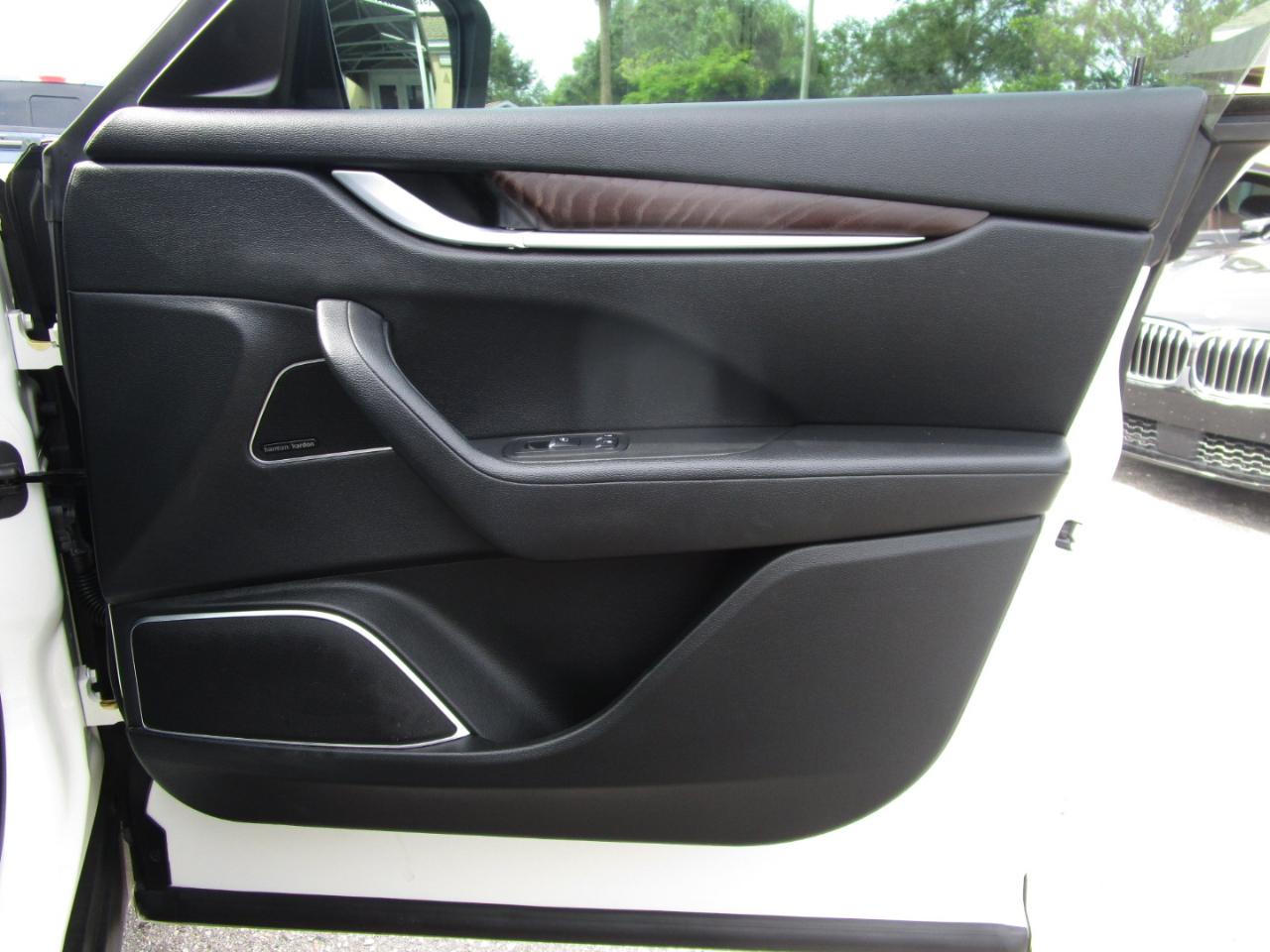 Maserati Levante Base 2019
