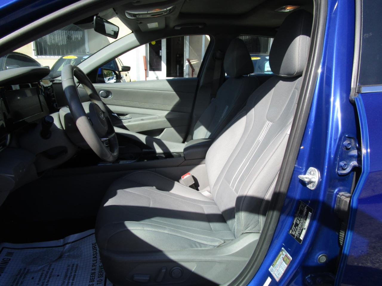 Hyundai Elantra SEL 2021