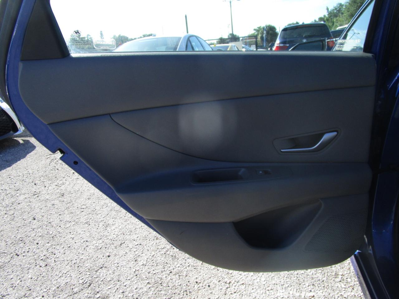 Hyundai Elantra SEL 2021