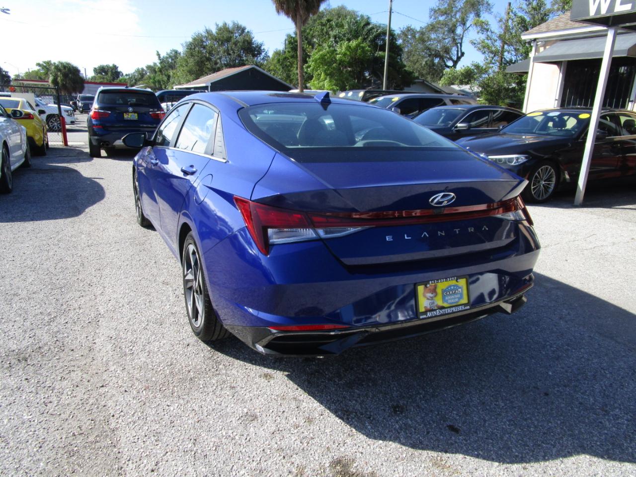 Hyundai Elantra SEL 2021
