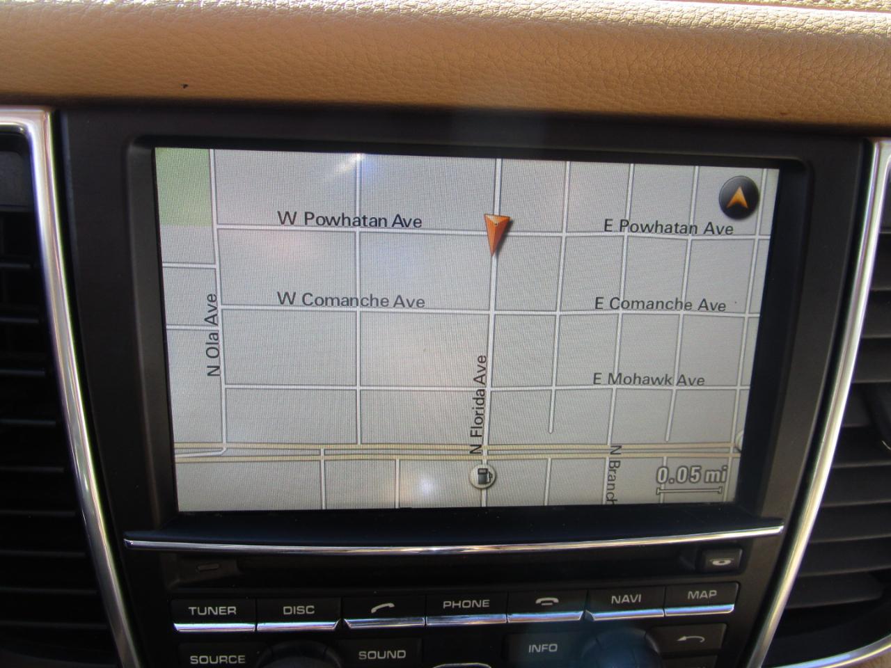 Porsche Panamera 4 2011