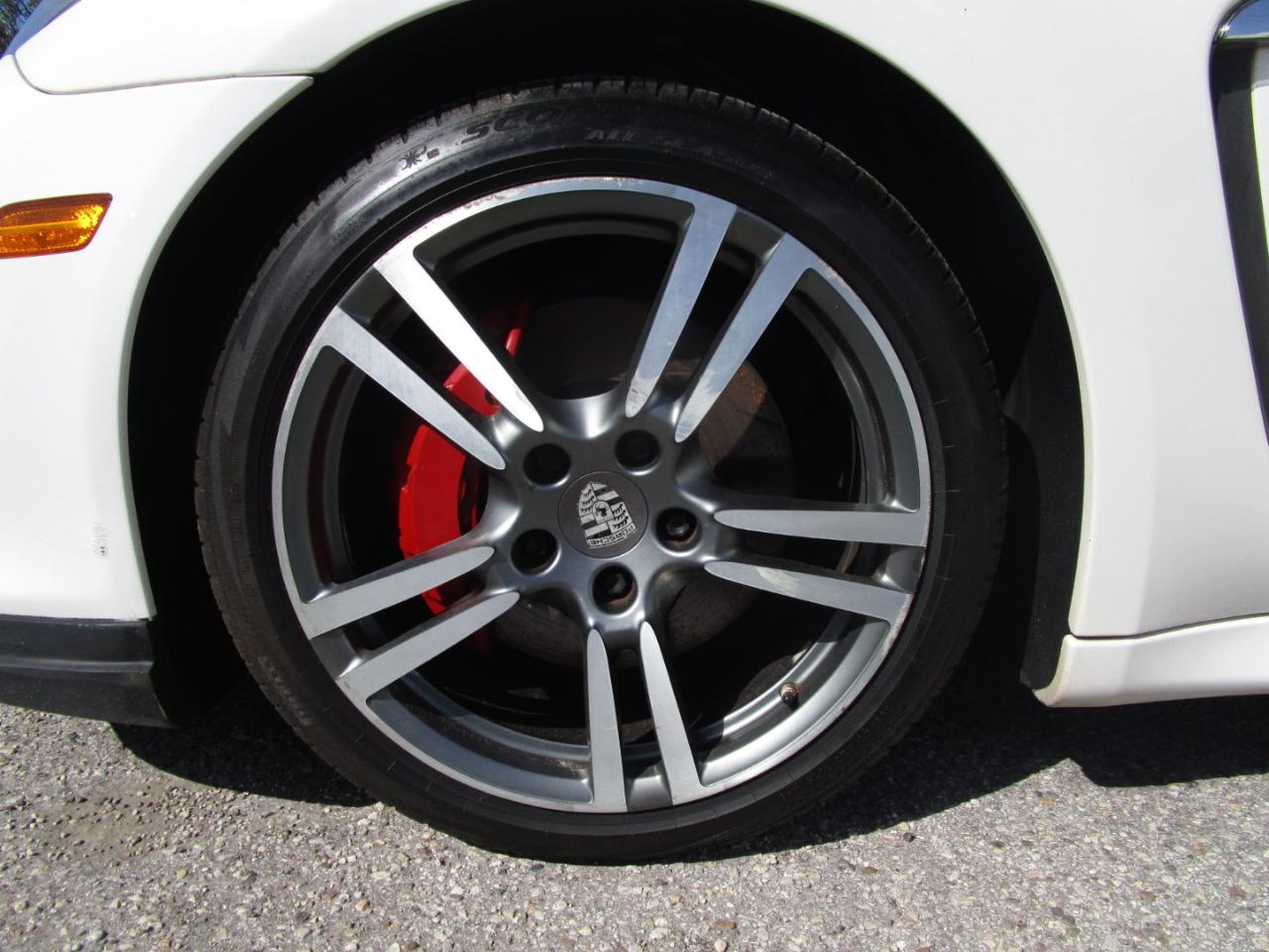 Porsche Panamera 4 2011
