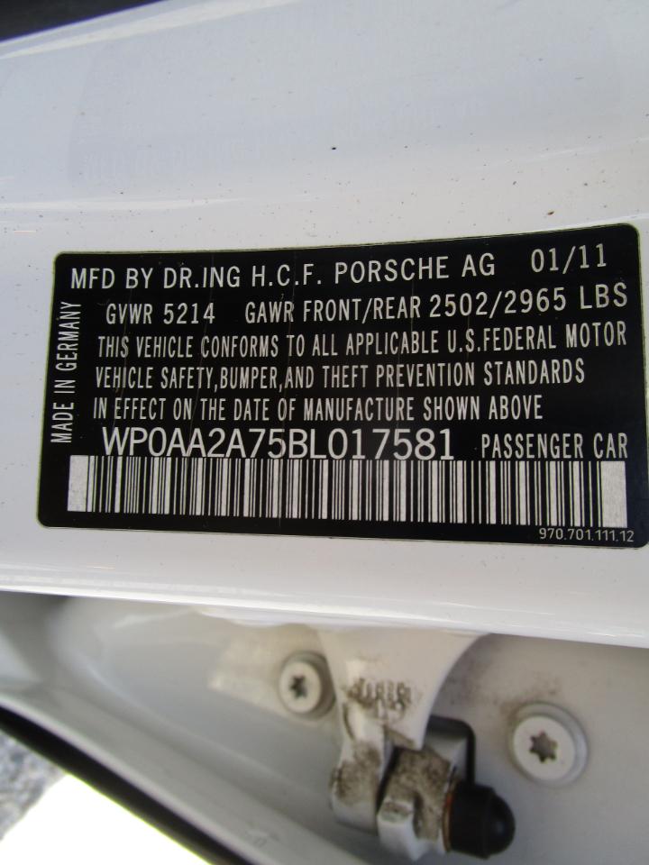 Porsche Panamera 4 2011