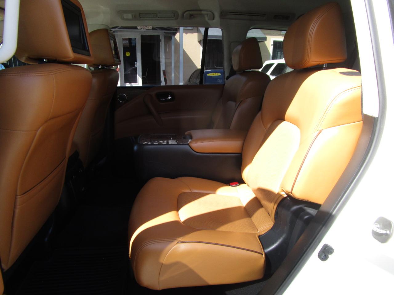 Nissan Armada Platinum 2WD 2017