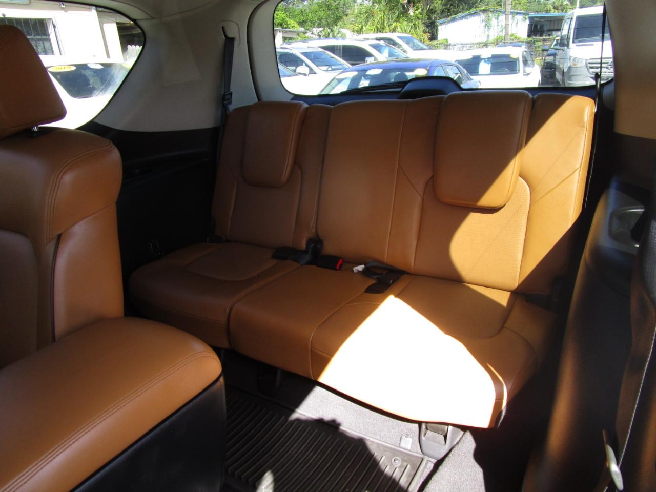 Nissan Armada Platinum 2WD 2017