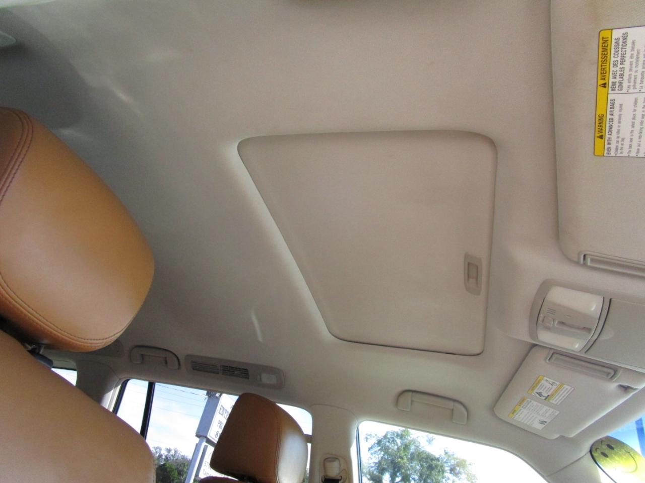 Nissan Armada Platinum 2WD 2017
