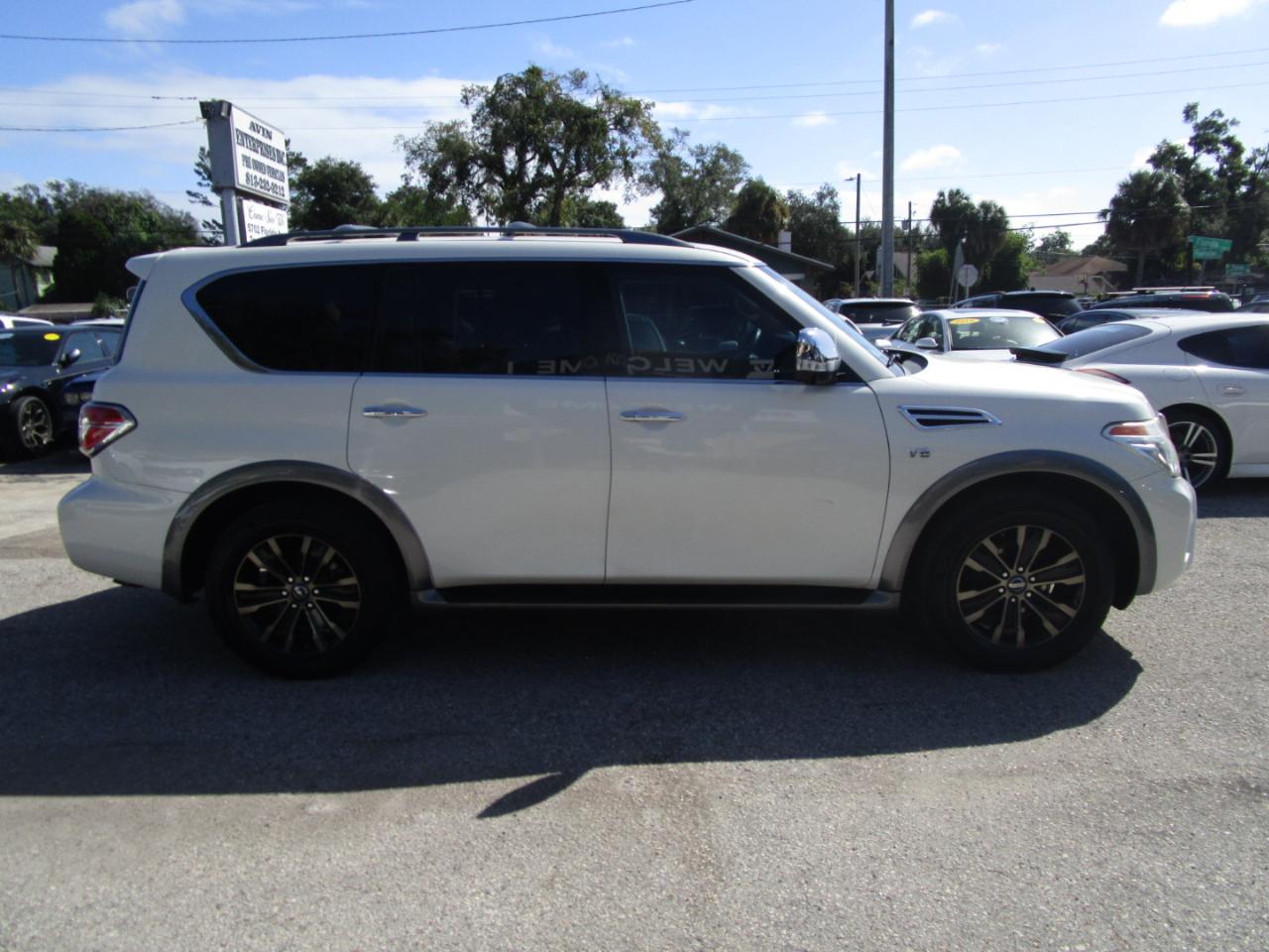 Nissan Armada Platinum 2WD 2017