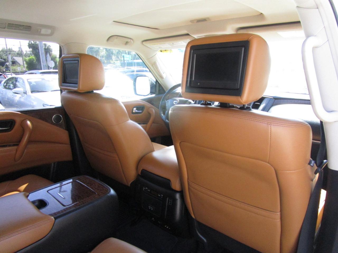 Nissan Armada Platinum 2WD 2017