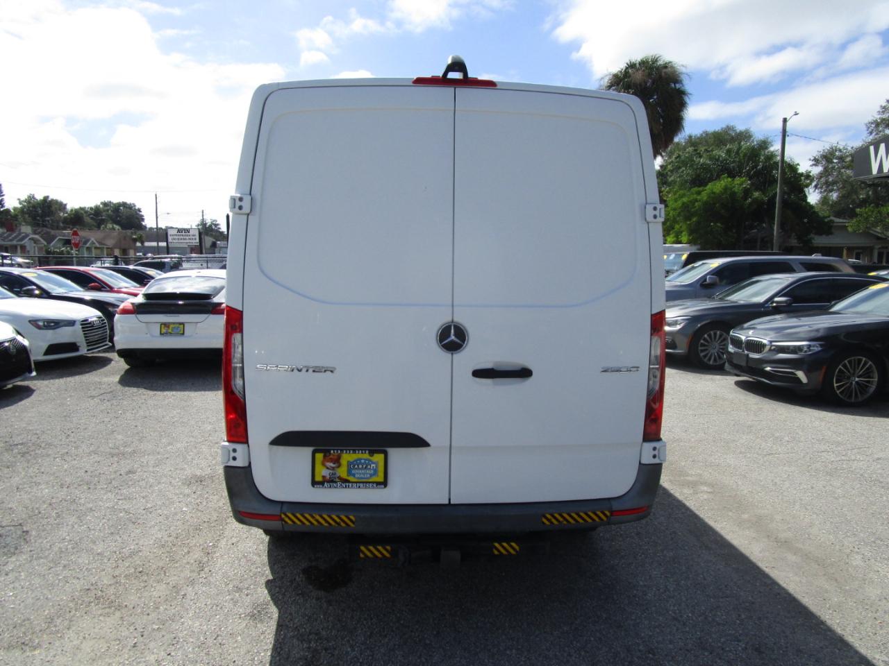 Mercedes-Benz Sprinter 2500 144-in. WB 2022