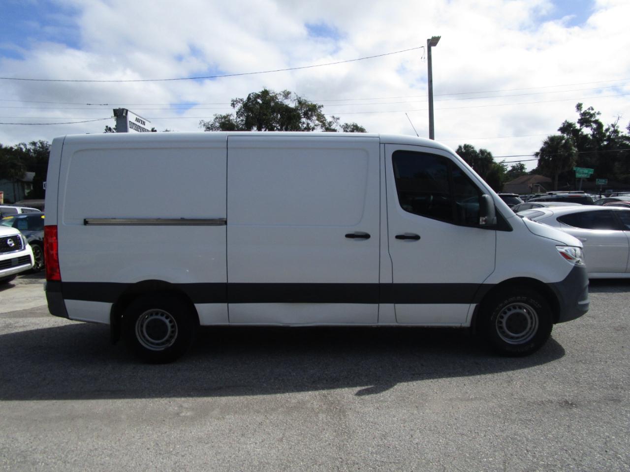Mercedes-Benz Sprinter 2500 144-in. WB 2022