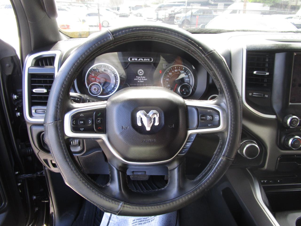RAM 1500 Big Horn Quad Cab 2WD 2019