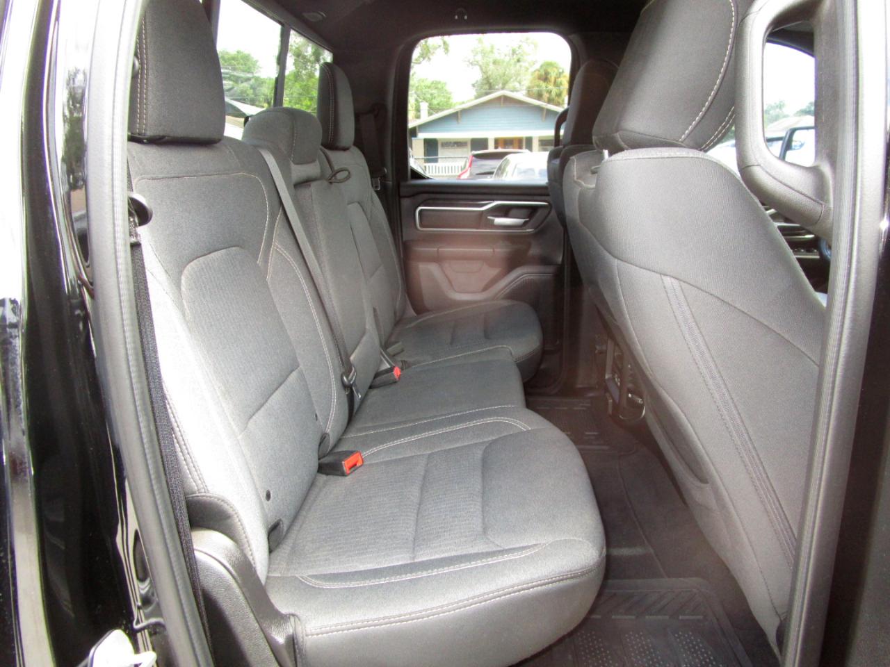 RAM 1500 Big Horn Quad Cab 2WD 2019