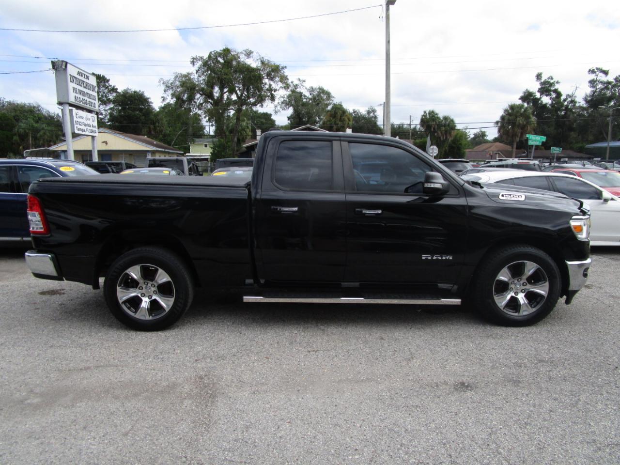 RAM 1500 Big Horn Quad Cab 2WD 2019