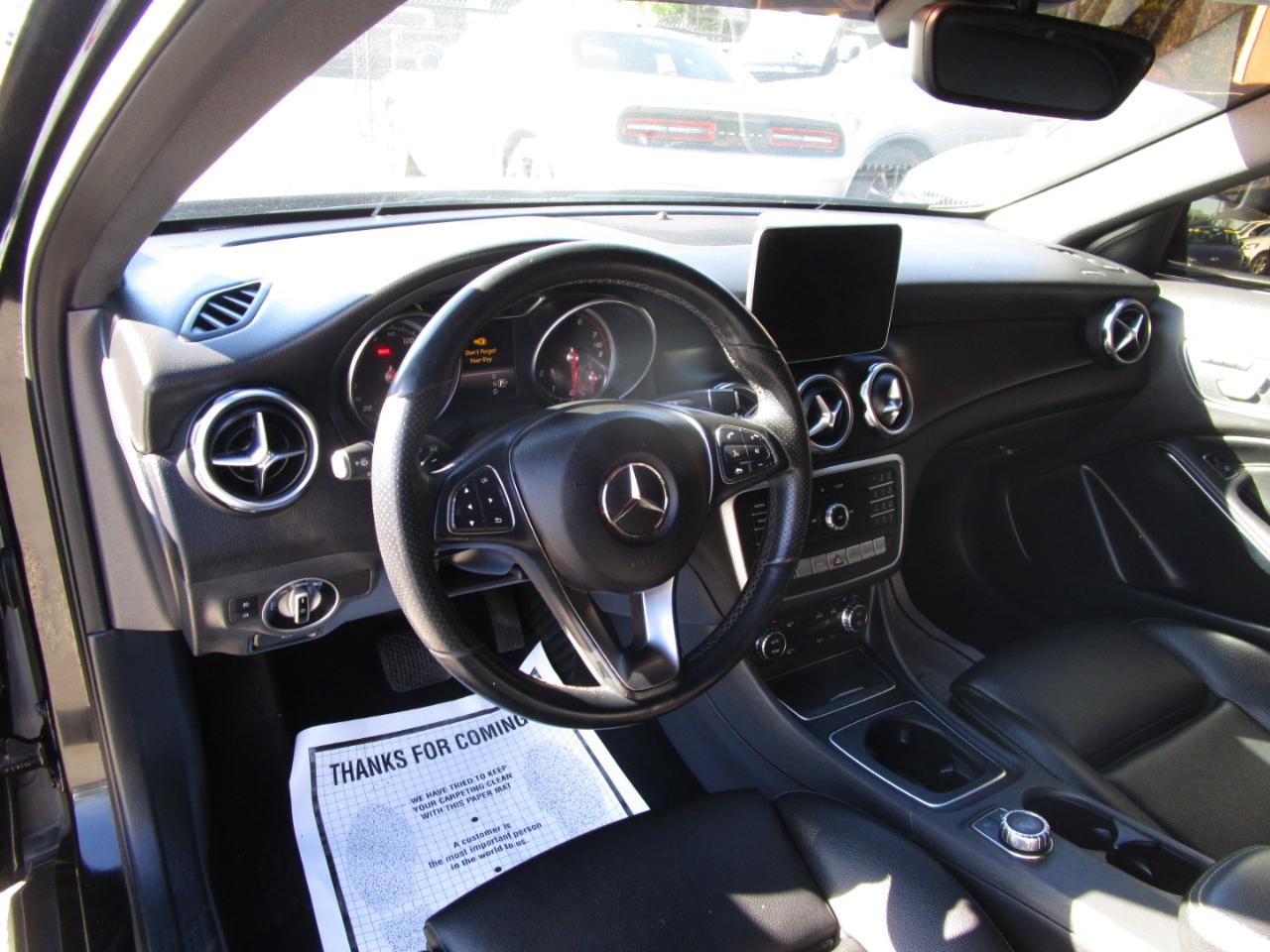 Mercedes-Benz GLA-Class GLA250 2019