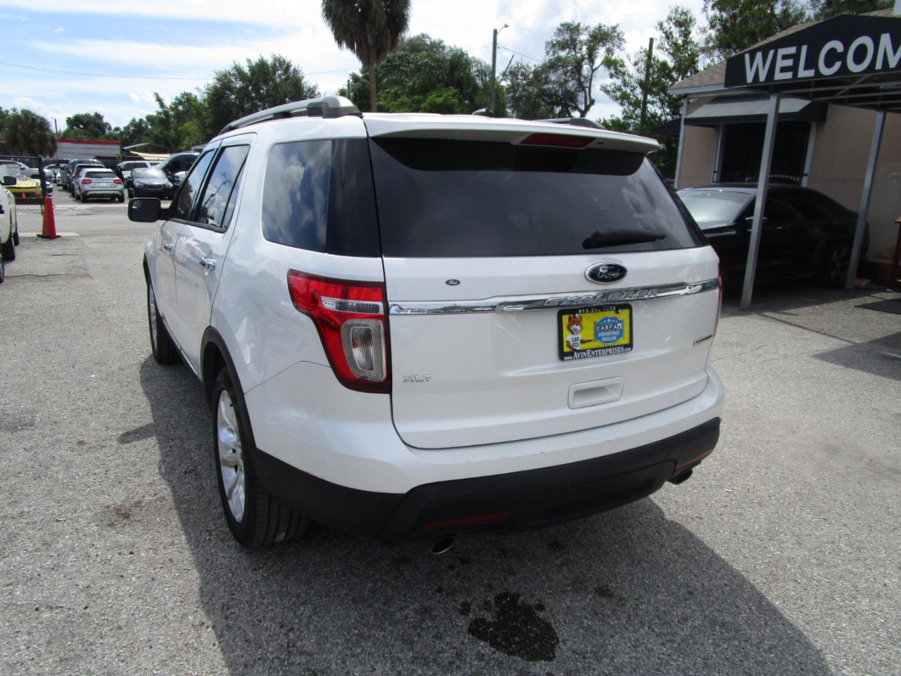 Ford Explorer XLT FWD 2014