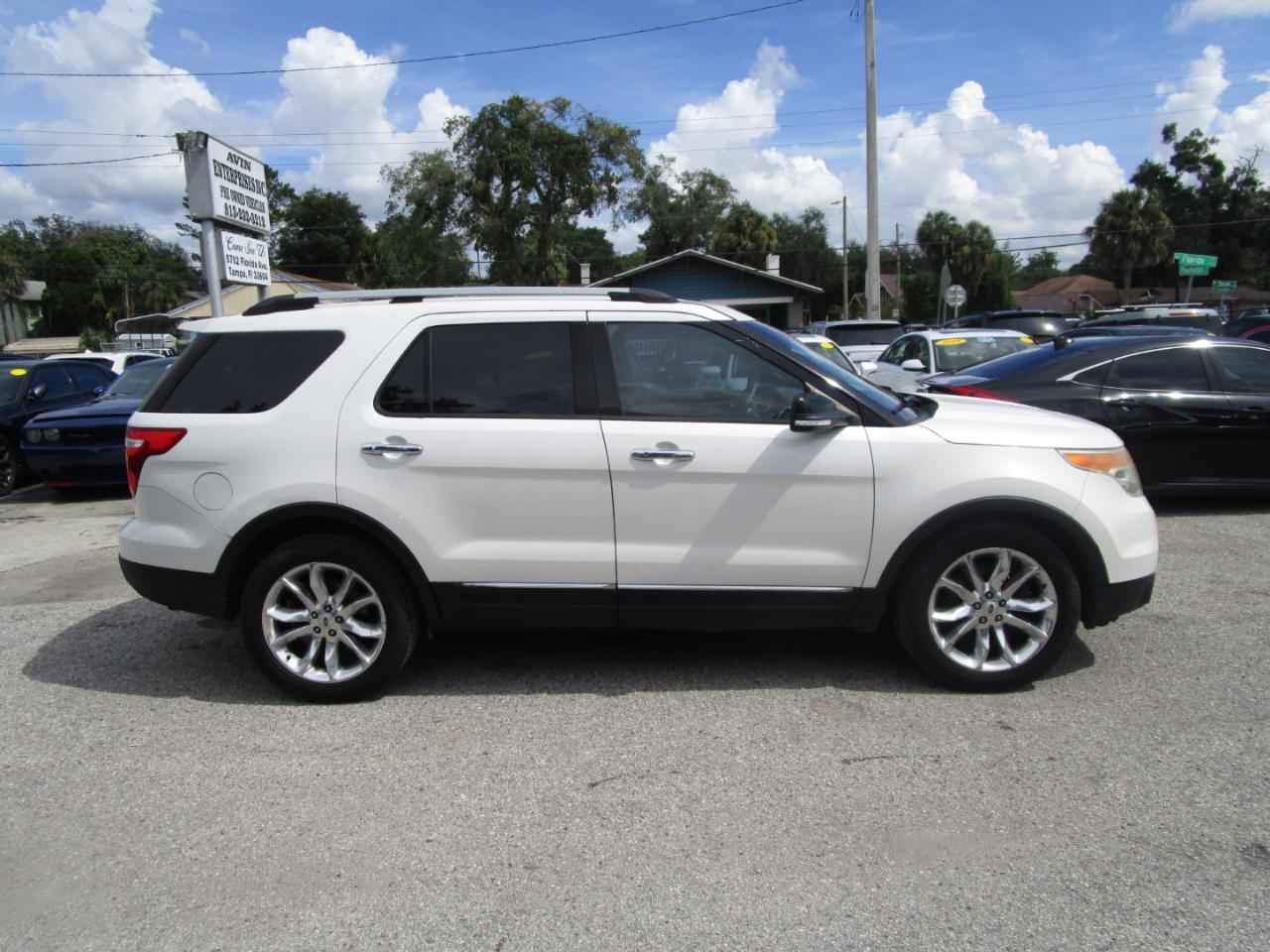 Ford Explorer XLT FWD 2014