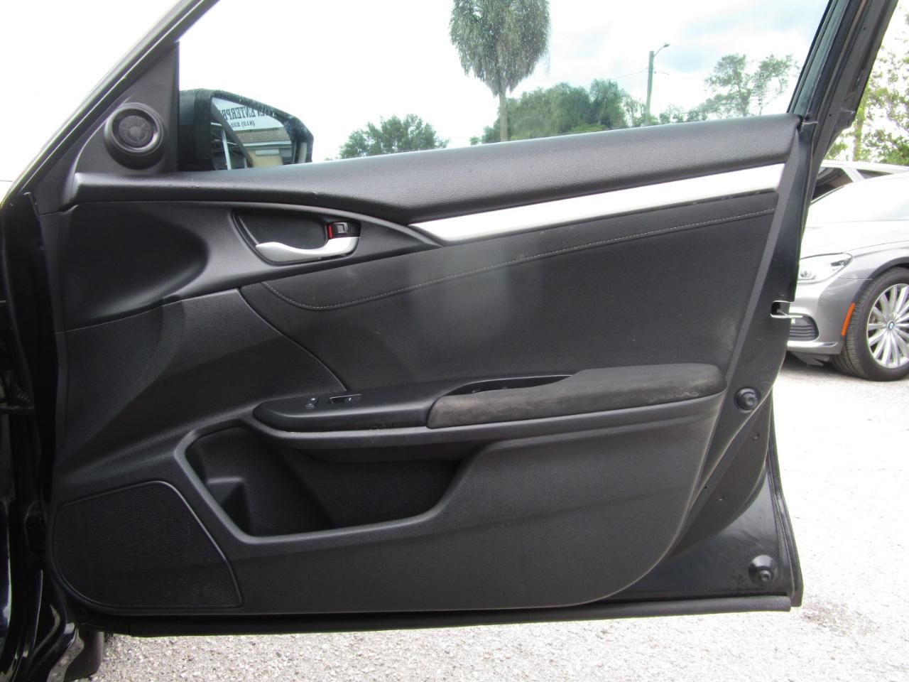 Honda Civic EX Sedan CVT 2018