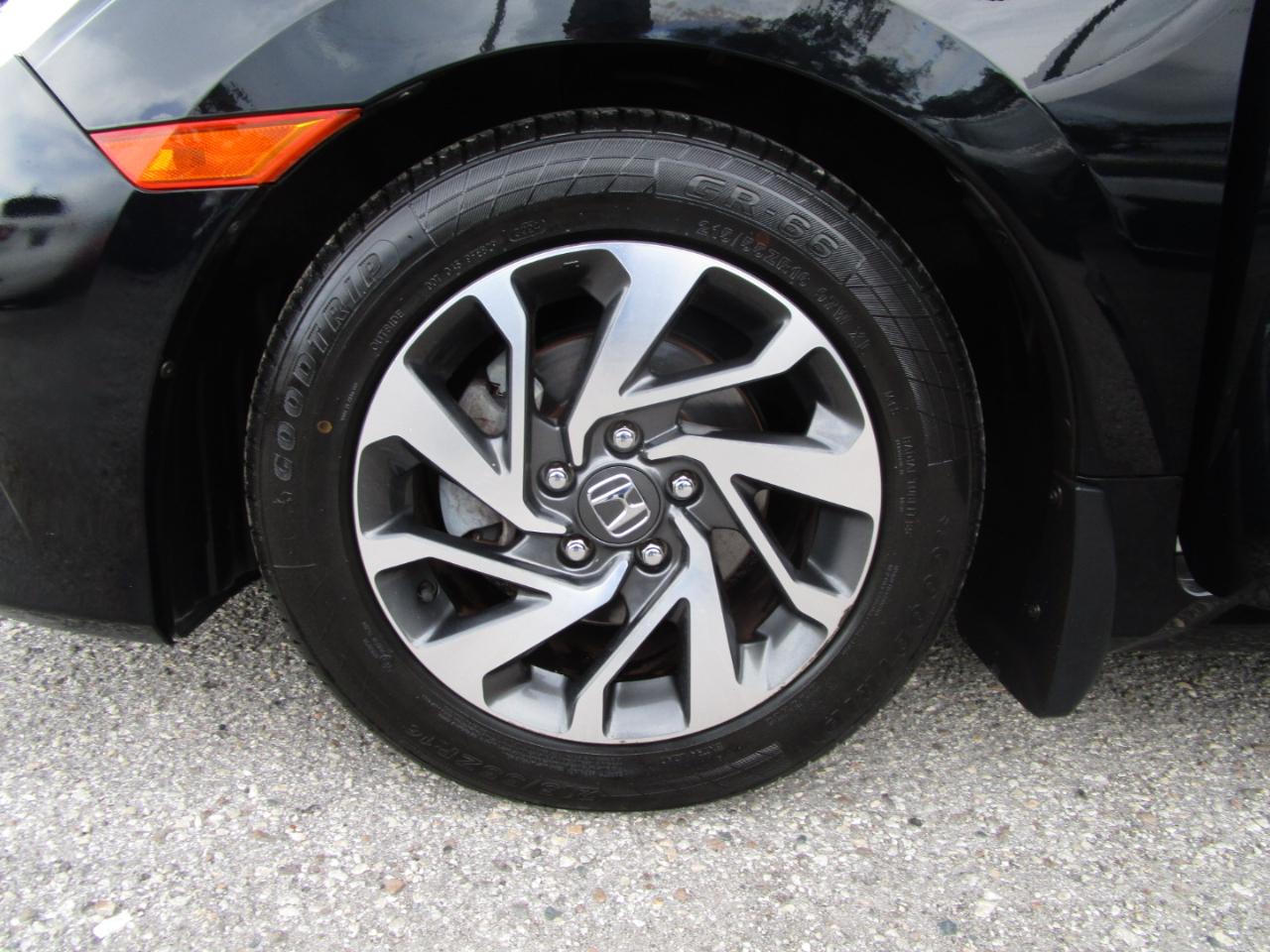 Honda Civic EX Sedan CVT 2018