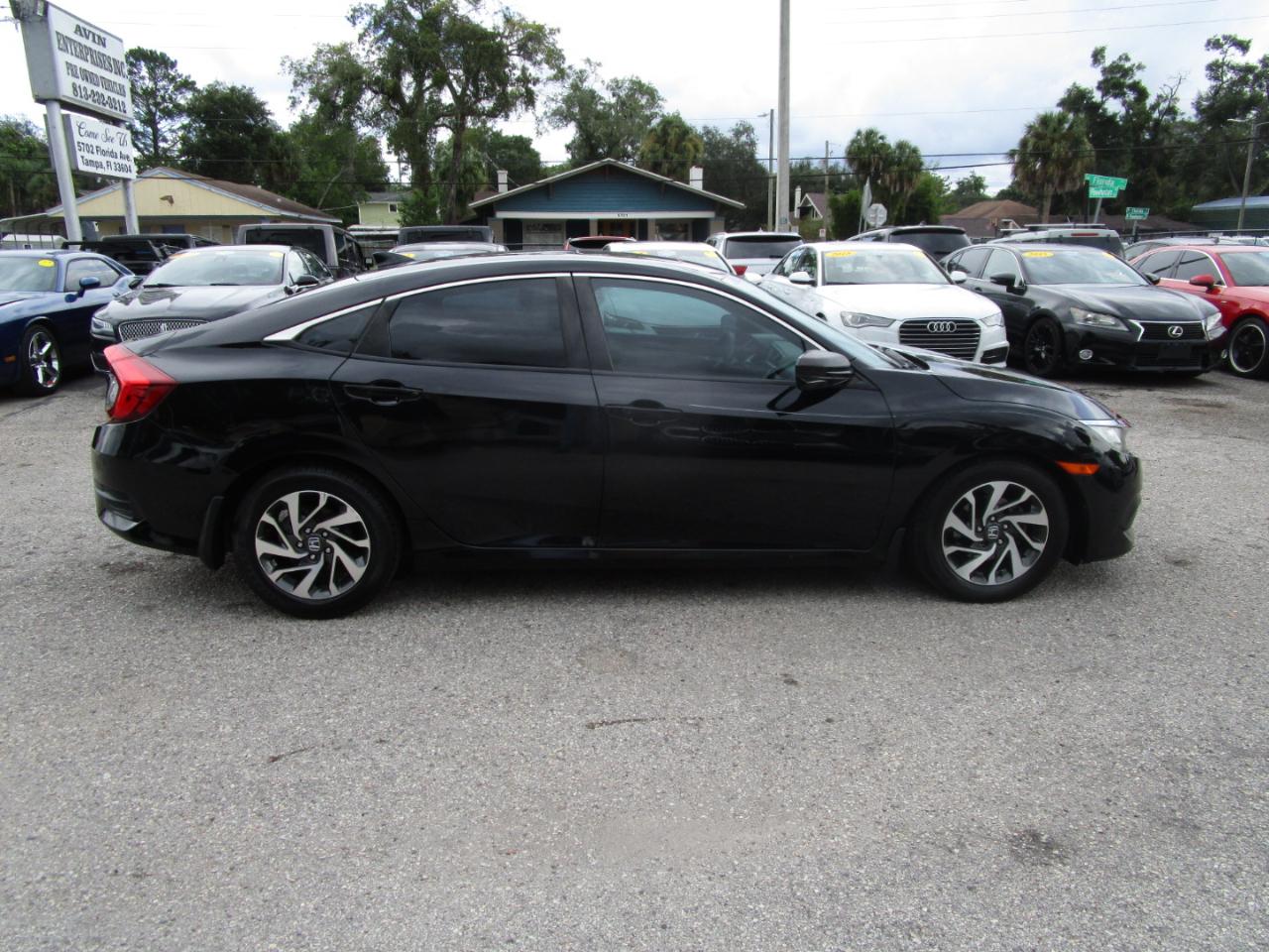 Honda Civic EX Sedan CVT 2018