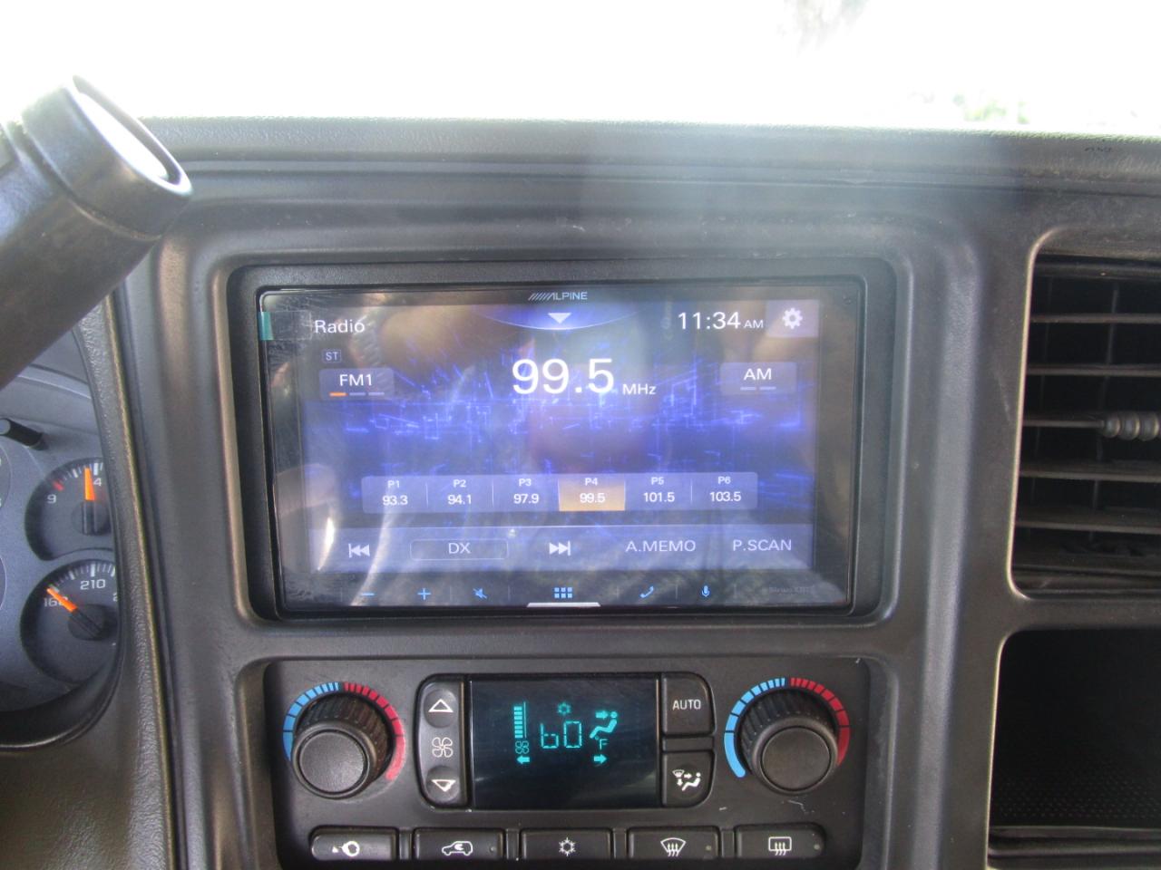 Chevrolet Silverado 3500 Work Truck Crew Cab 4WD DRW 2006