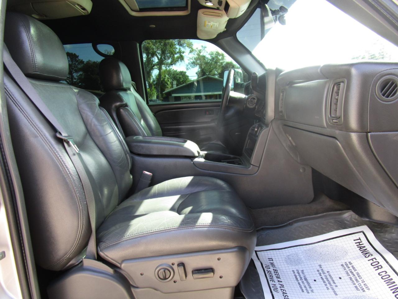 Chevrolet Silverado 3500 Work Truck Crew Cab 4WD DRW 2006