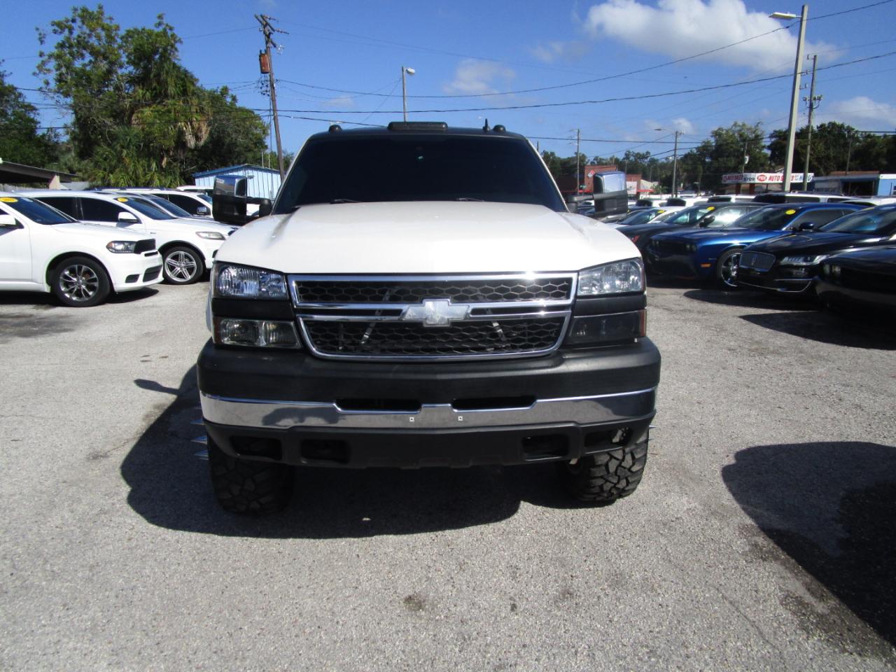 Chevrolet Silverado 3500 Work Truck Crew Cab 4WD DRW 2006